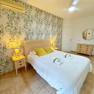 https://797-holiday-rentals-precioso-piso-con-vistas-al-jardin.hotelsinnerja.org